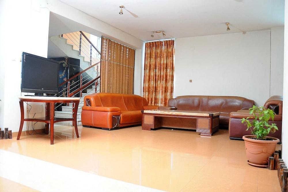 Dimitri Hotel Addis Ababa Exteriör bild